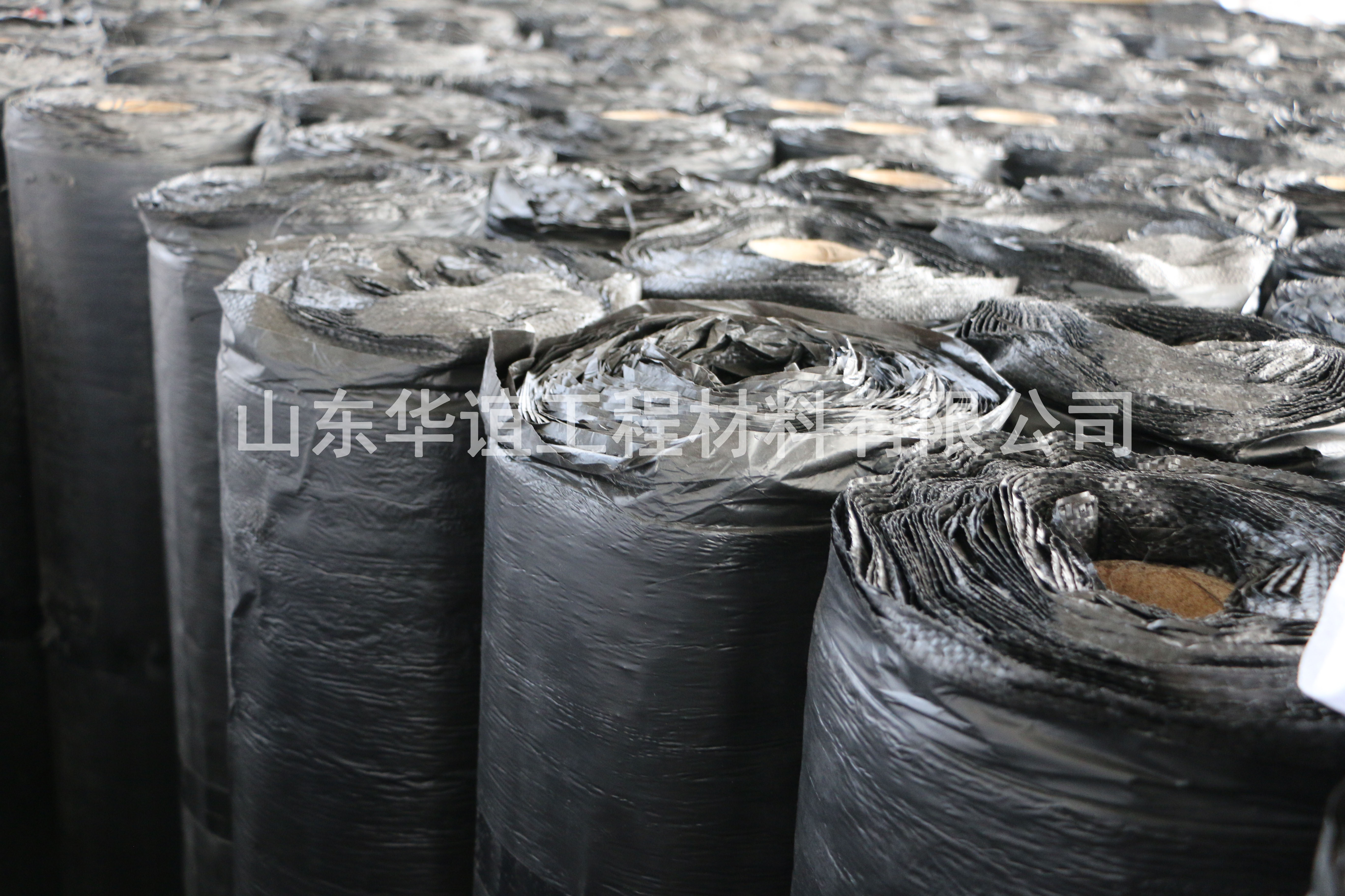 浙江抗裂貼大大提高了瀝青路面的抗拉強度