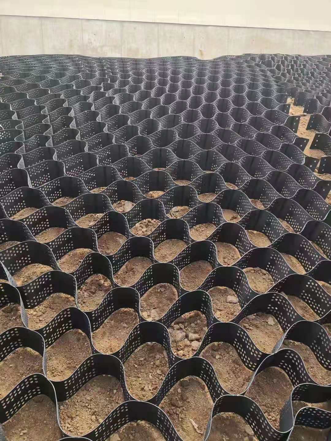 邊坡防護(hù)所用到的土工材料有哪些？